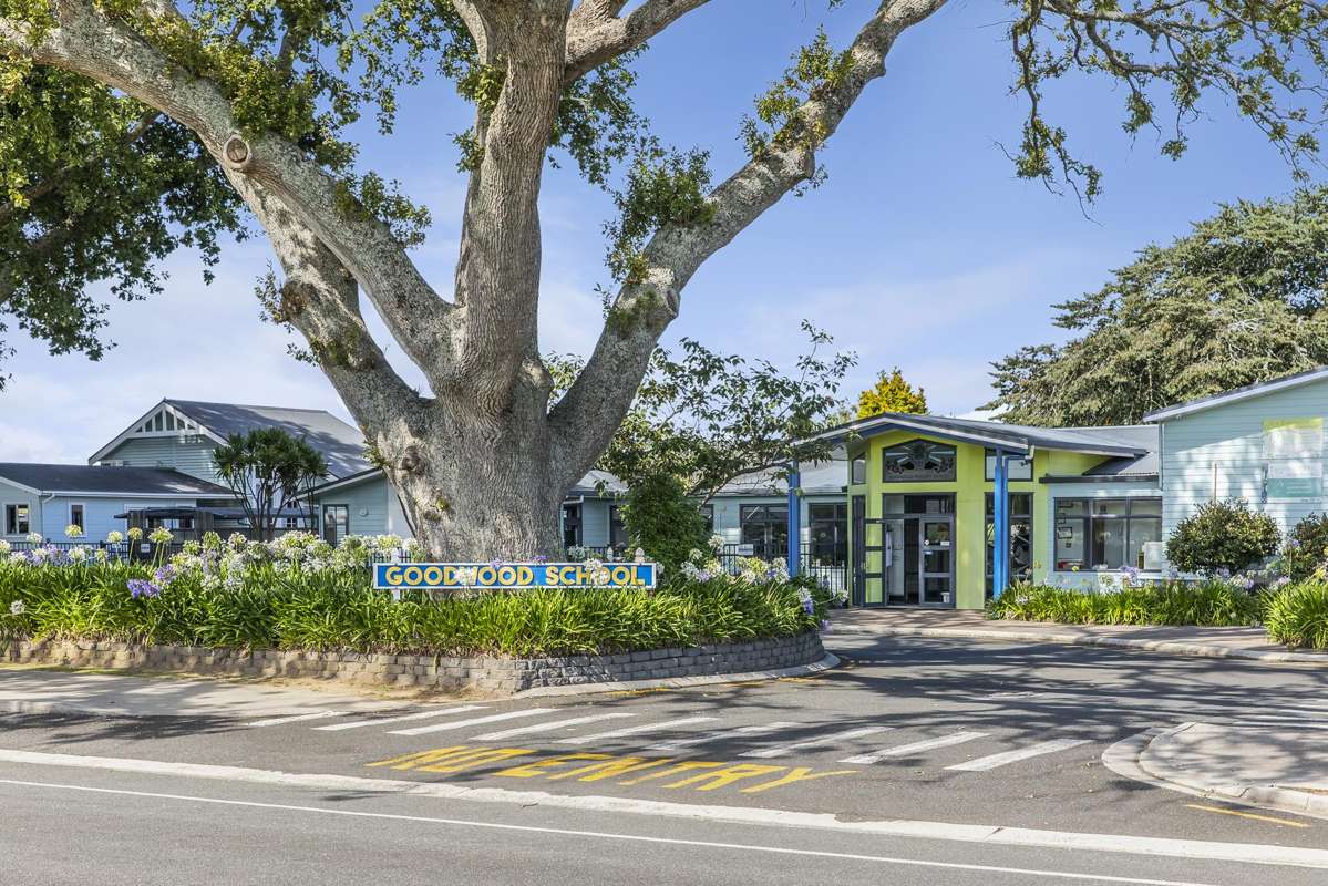 2/196 Flume Road, Cambridge_2