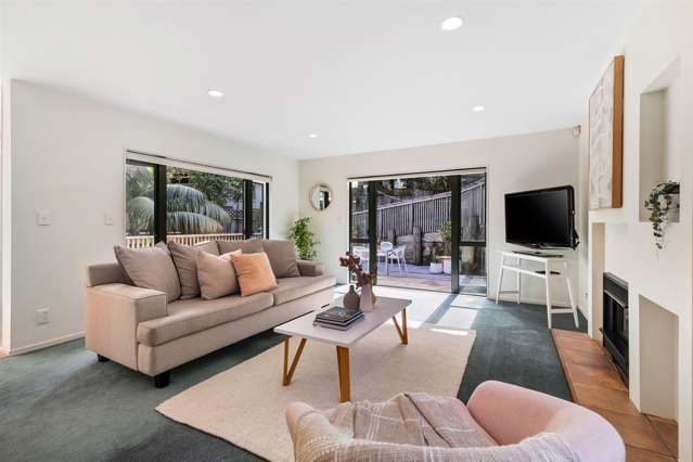 2/25 Howard Road Northcote_2