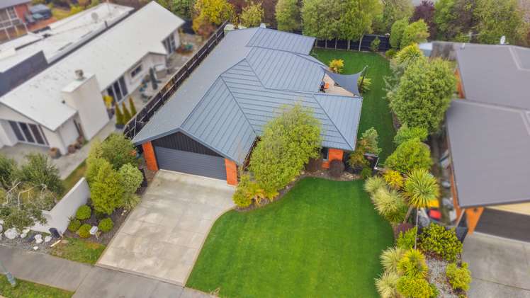 15 Strathmore Gardens Burwood_20