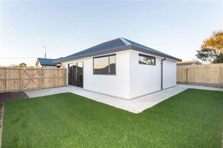 68b Travis Road Burwood_1