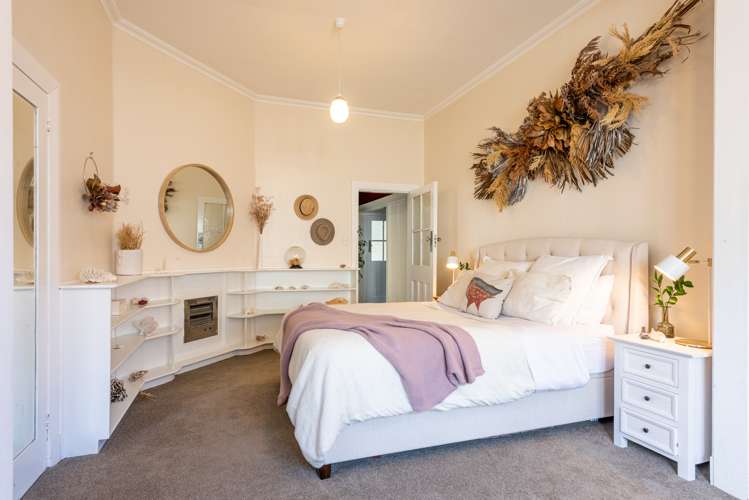 212 Queens Drive Lyall Bay_17