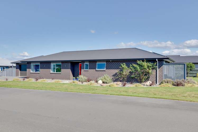 1 Routhan Way Carterton_24