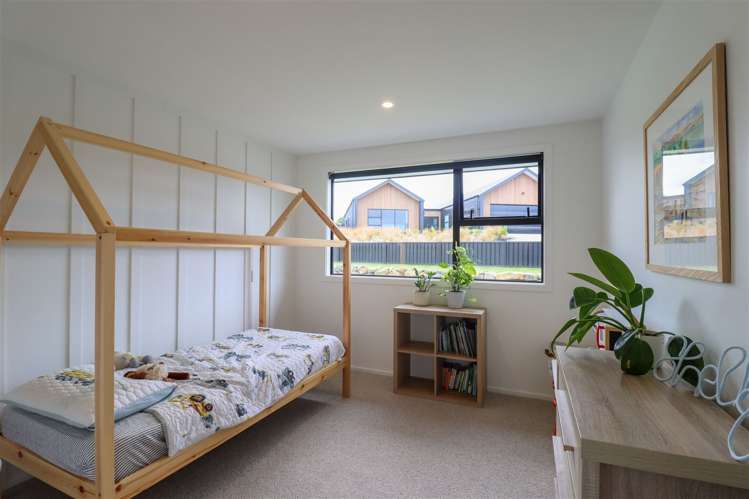 43 Meadowstone Street Gleniti_11