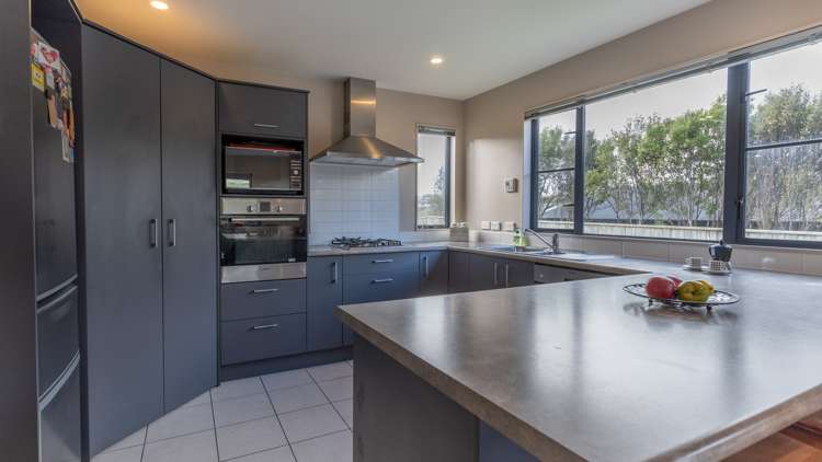 5 Kaweka Close Aotea_7