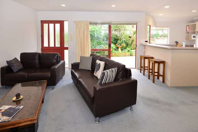 4 Palmgreen Court Stanmore Bay_2