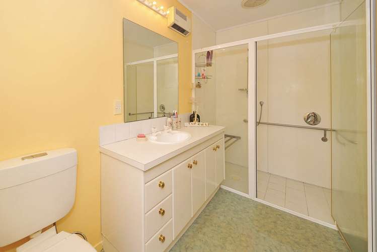 3 Gairloch Place Wattle Downs_12