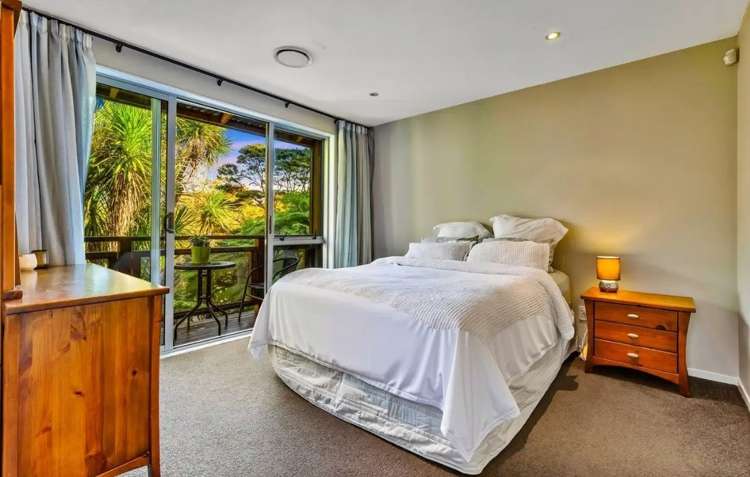 184 Huia Rd Titirangi_13