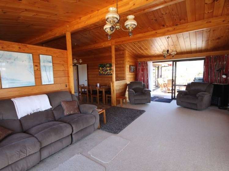 38 Champion Place Pauanui_17