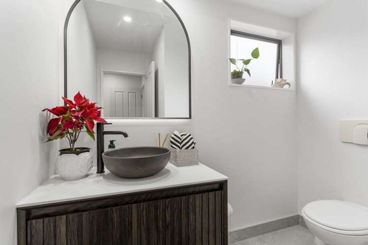 14 The Parade Bucklands Beach_16