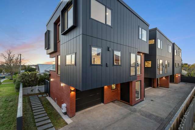 Rare Double Garage Standalone Home