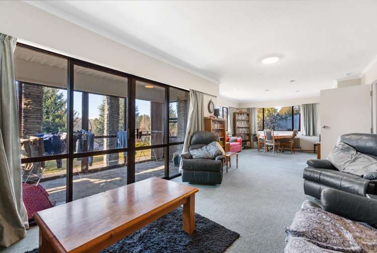 16 Lagoon Avenue Albert Town_14