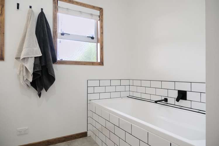 42 Island View Road Western Heights_12