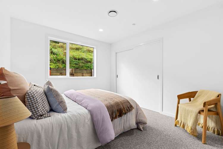 2 Charters Lane Stoke_14