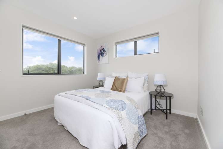 8 Kokowai Parade Hobsonville_12