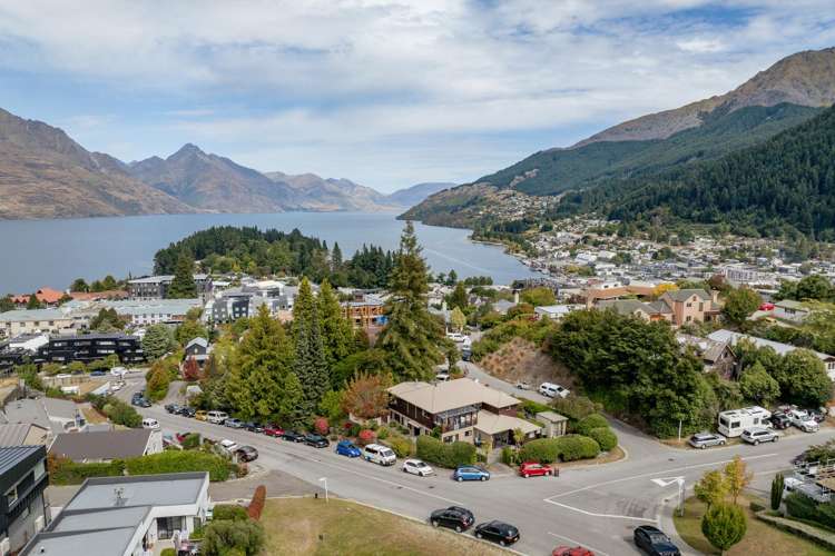 1 Salmond Place Queenstown_34