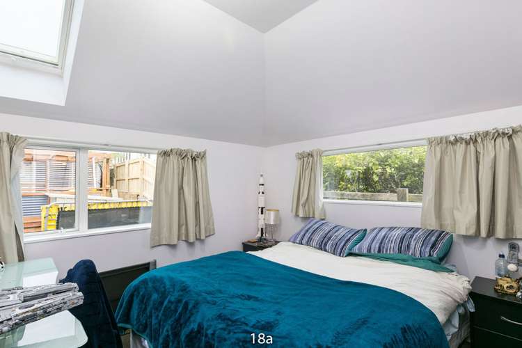 18 Somerset Avenue Newtown_15