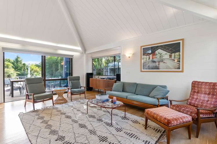 121 Kowhai Road Mairangi Bay_11