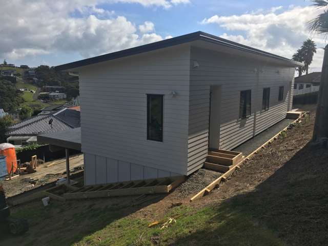 2/44a Kestrel Heights Arkles Bay_1