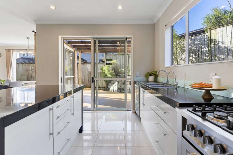 86 Coachman Drive Flat Bush_8