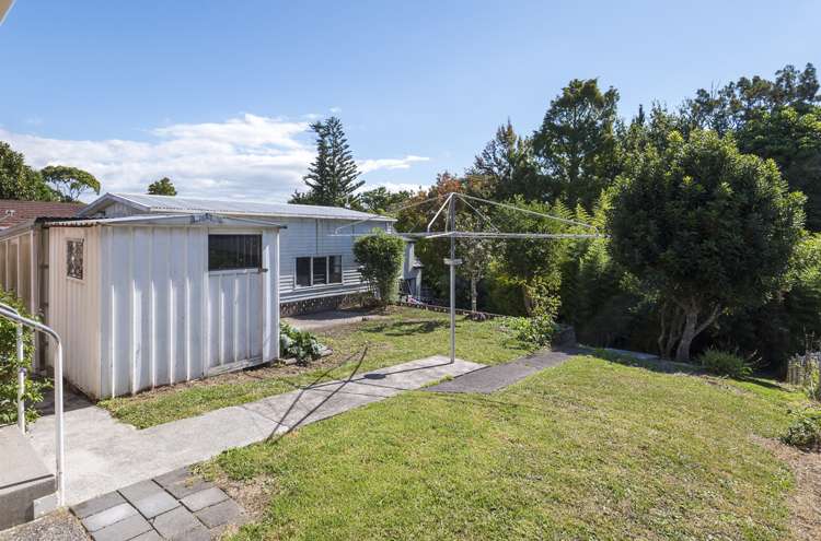 8 Angelo Avenue Howick_13