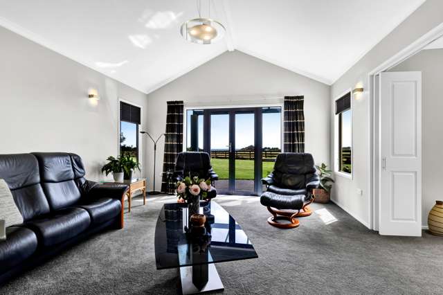 16 Beach Road Urenui_3