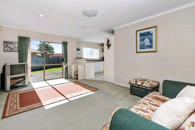 2/16 Caldbeck Rise Northpark_2