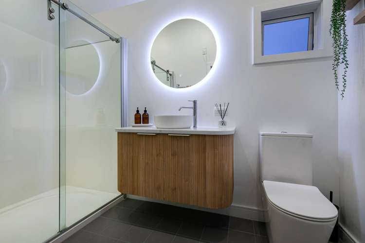 19 Greenhithe Road Greenhithe_18