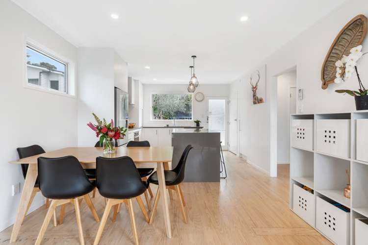 85 Vandeleur Avenue Birkdale_5