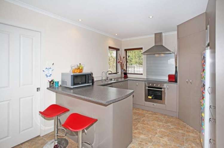 1 Lough Bourne Drive Pukekohe_5