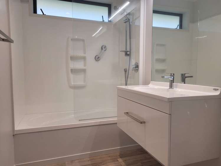 6 Pinehurst Close Te Kamo_8