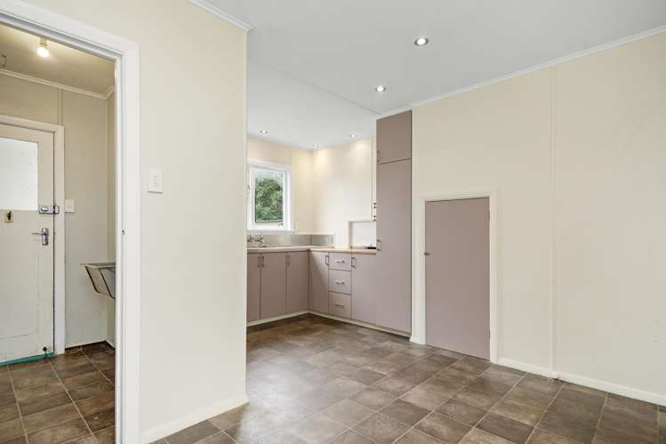 30 Roberts Street Tawa_6