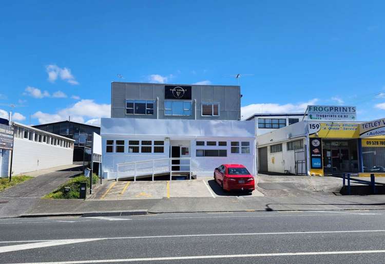 161-167 Apirana Avenue_0