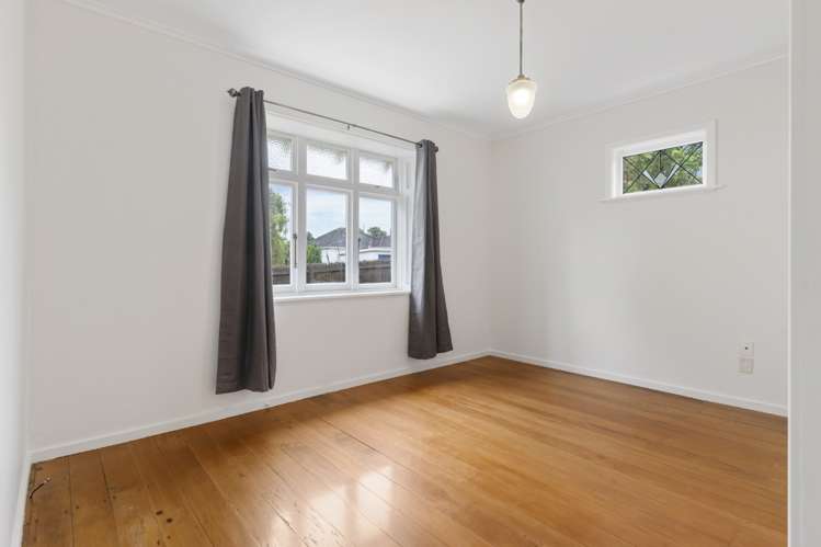 42 Smale Street Point Chevalier_8