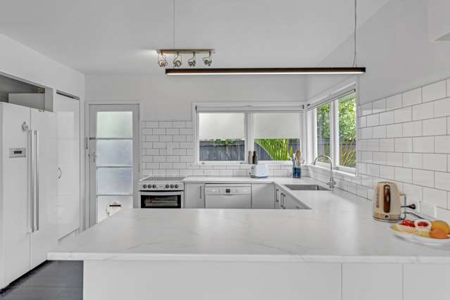 3/3 Opua Street Belmont_3