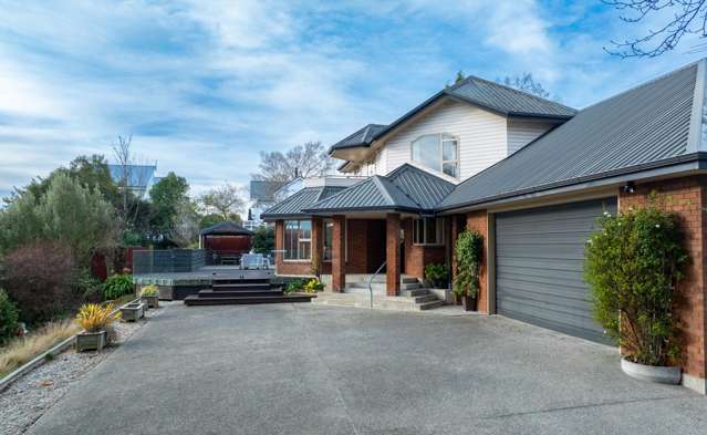 Ultimate spot, premium views!