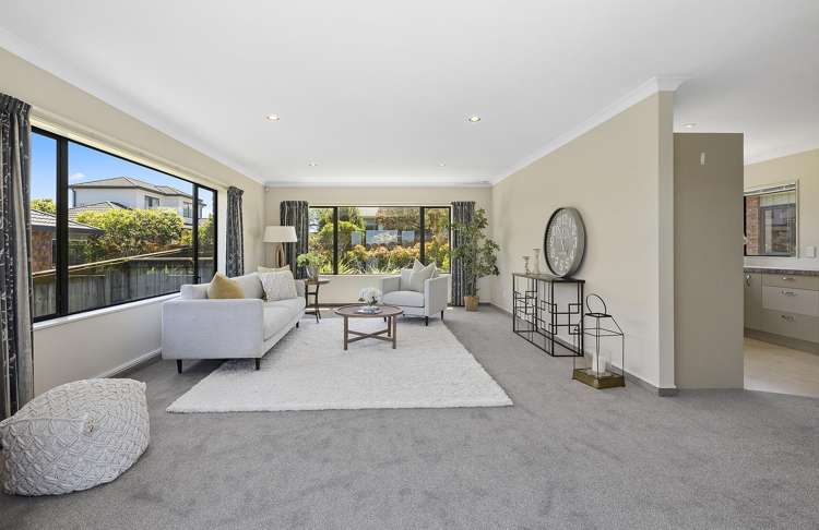 31 Saint Ives Drive Camborne_6