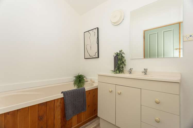 10 Ure Street South Hill_13