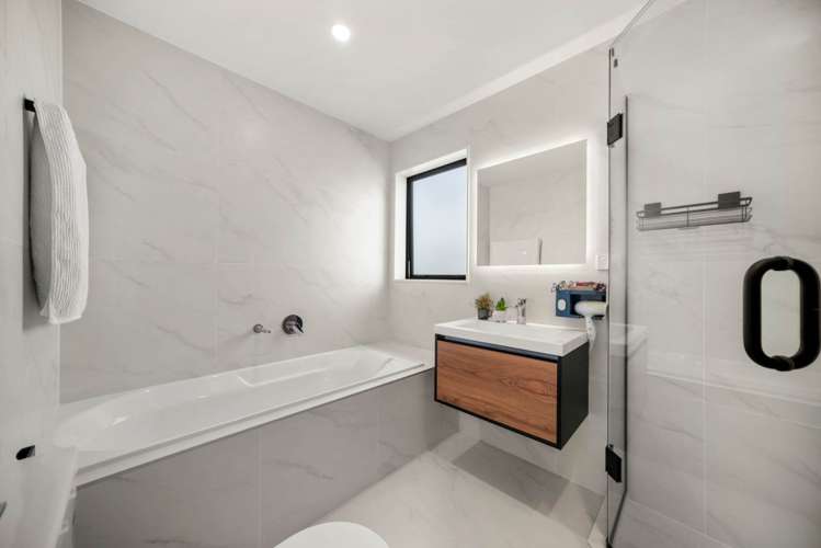 1B Lemon Grove Lane Greenhithe_12