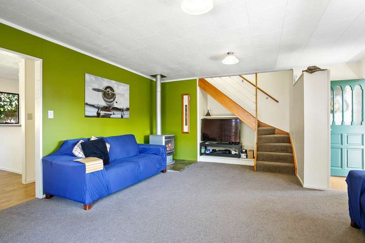 45 Sheridan Crescent Leamington_7