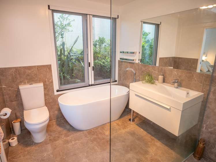 27 Adamson Road Taipa_25