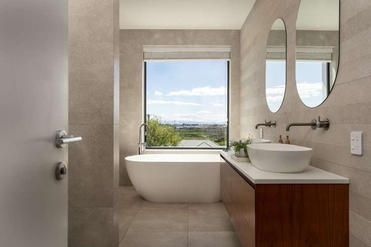 6 Hewers Lane Kennedy's Bush_13