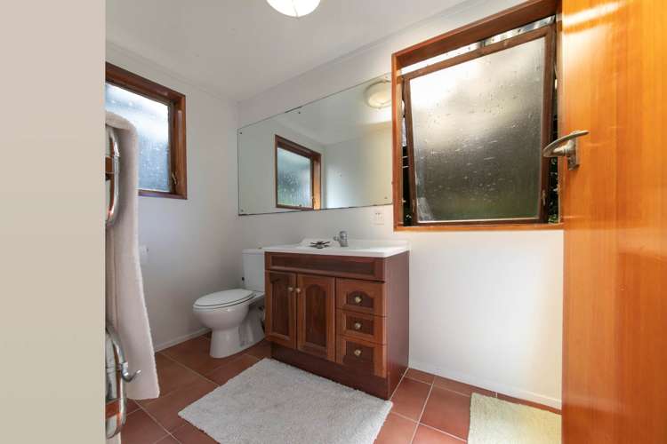 1 Janet Place Laingholm_12