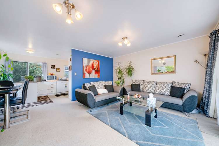 2/34 Rotoiti Avenue Pakuranga Heights_2