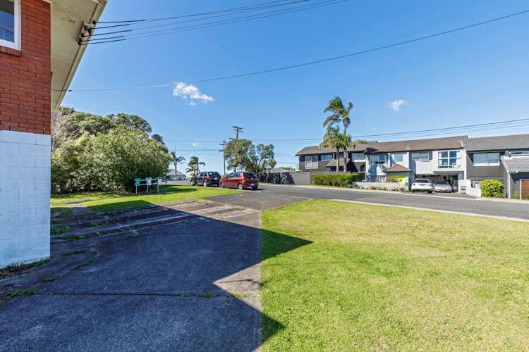 1 Marsh Avenue Forrest Hill_34