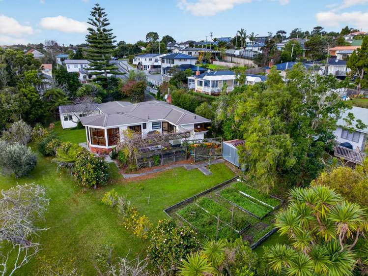 35 Kia Ora Road Beach Haven_24