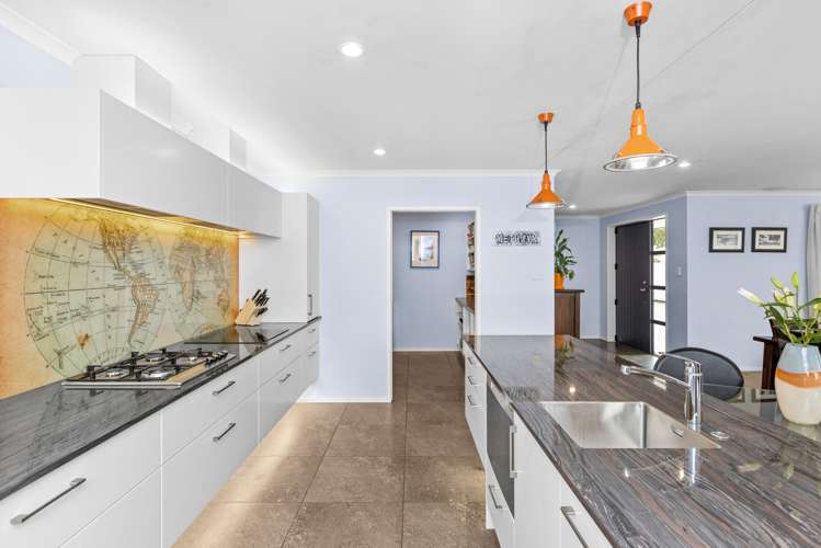 1240b Louie Street Parkvale_5