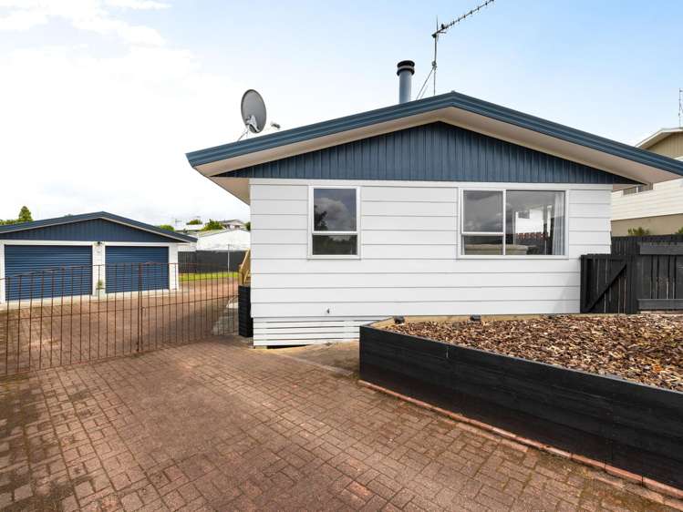 7 Mountbatten Place Dinsdale_1