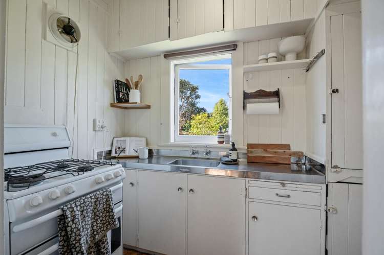 5 Hasbury Avenue Epsom_11