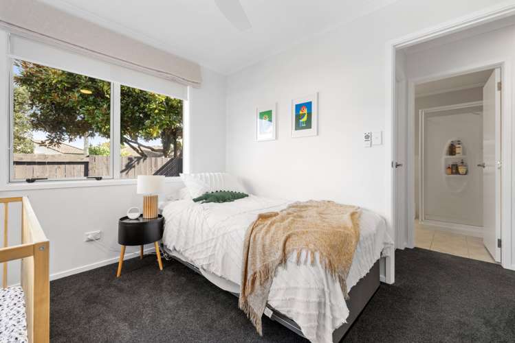 5 Montrose Place Pyes Pa_15