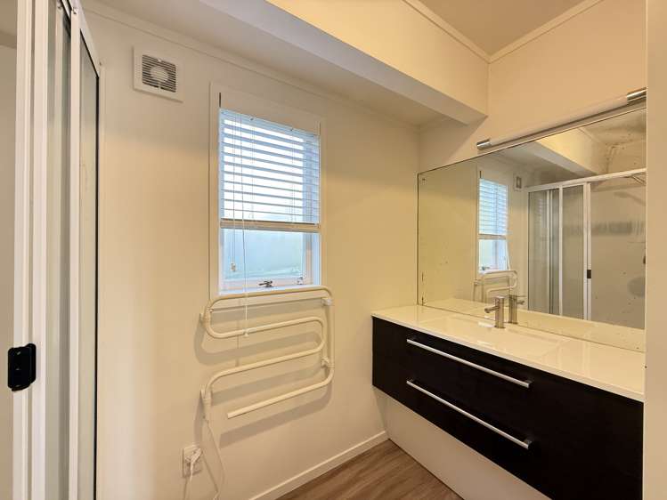 2/187 Upland Road Remuera_8